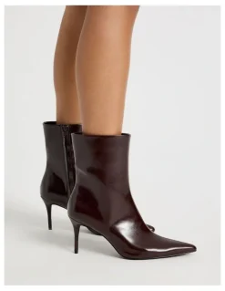Blaq Priyanka Boot in Chocolate