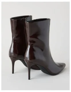 Blaq Priyanka Boot in Chocolate