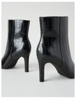 Blaq Sage Boot in Black