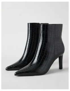 Blaq Sage Boot in Black