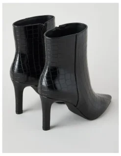 Blaq Sage Boot in Black