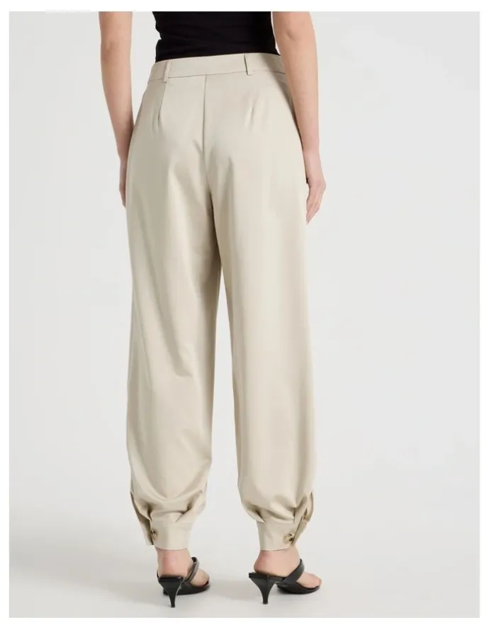 Blaq Soft Balloon Pant in Stone
