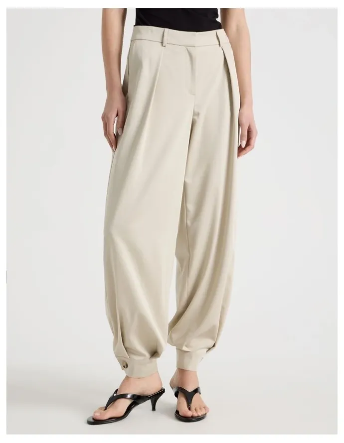Blaq Soft Balloon Pant in Stone