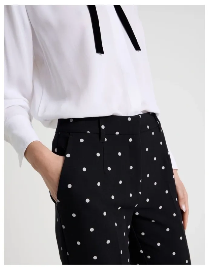 Blaq Spot Tapered Leg Pant in Black