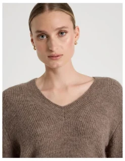 Blaq V Neck Knit Jumper in Taupe
