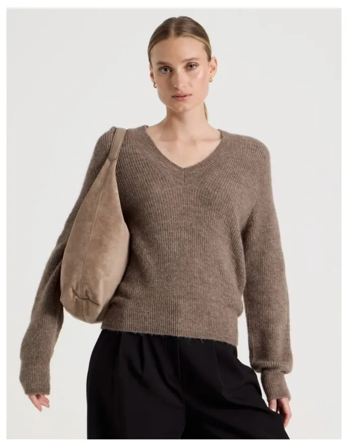 Blaq V Neck Knit Jumper in Taupe