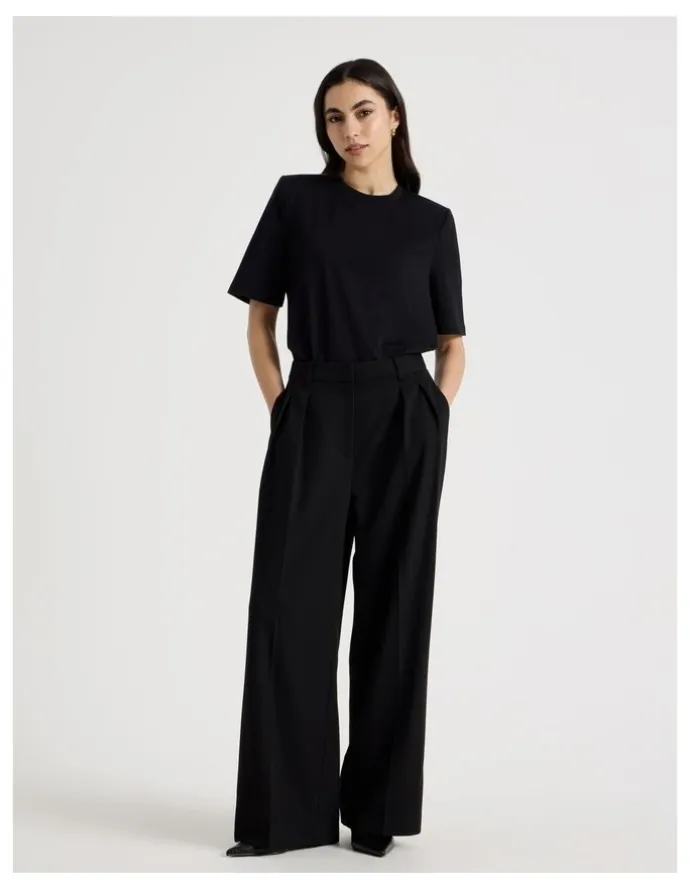 Blaq Petite Double Pleat Wide Pants in Black