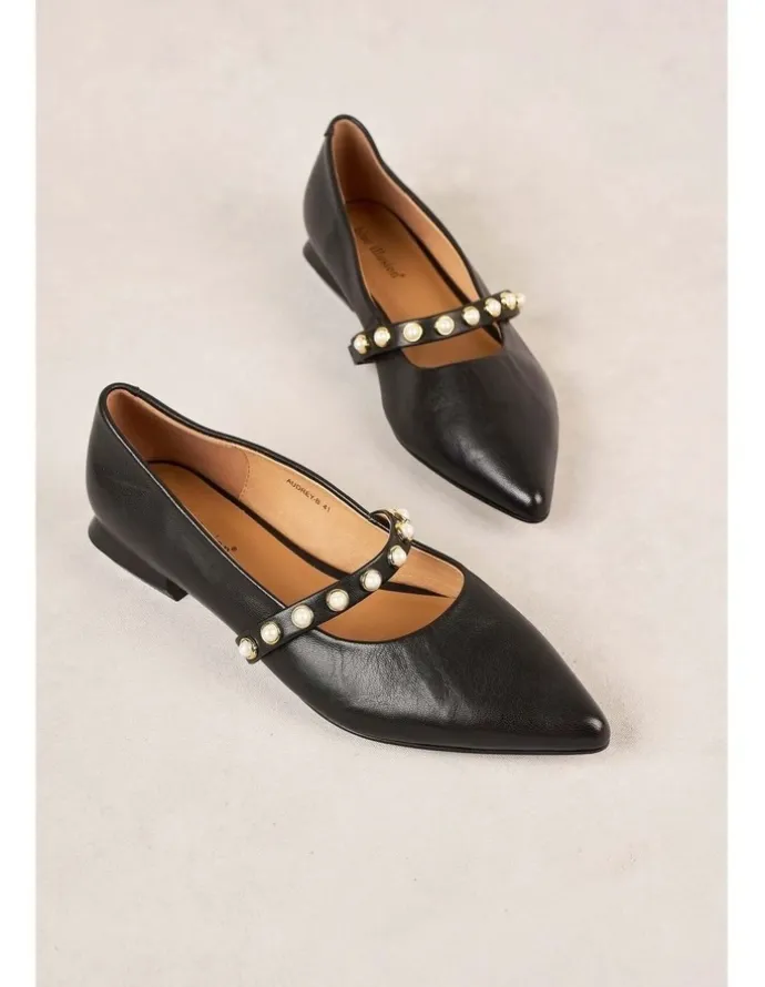 Blue Illusion Audrey Ballet Flat in Black