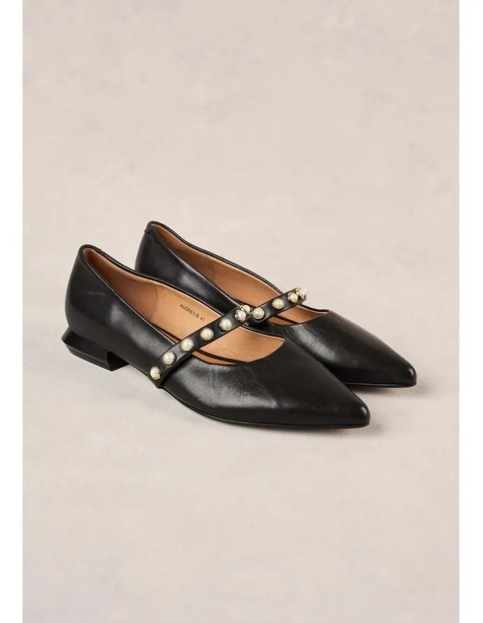 Blue Illusion Audrey Ballet Flat in Black