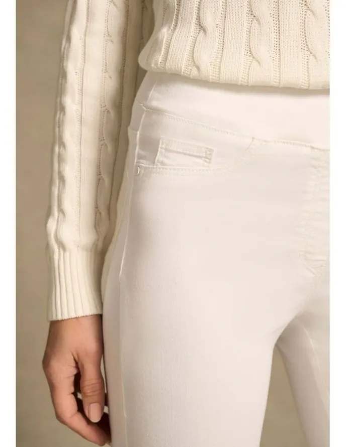 Blue Illusion Bengajean(R) Full Length Skinny Leg - White