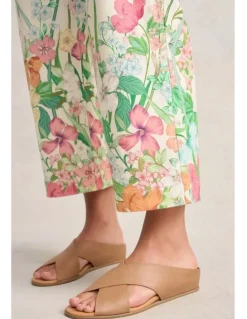 Blue Illusion Bengajean(R) 7/8 Relaxed Fit - Botanical Print
