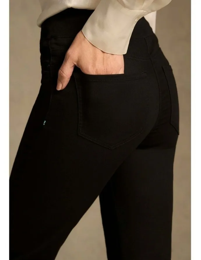 Blue Illusion Bengajean(R) Full Length Straight Leg - Black