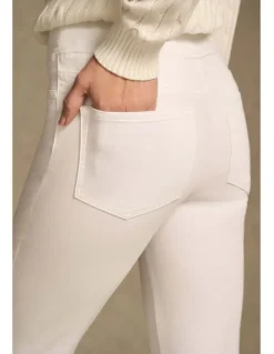 Blue Illusion Bengajean(R) 7/8 Skinny Leg - White