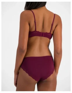 Bonds Bases Flex Lace Bikini in Queen Bee