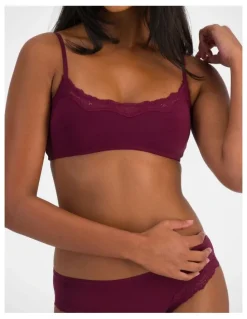 Bonds Bases Flex Lace Bralette in Queen Bee