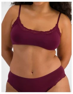 Bonds Bases Flex Lace Bralette in Queen Bee