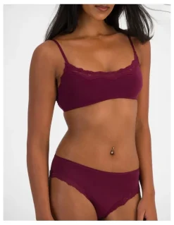 Bonds Bases Flex Lace Bralette in Queen Bee