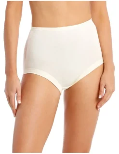 Bonds Cottontails Full Brief with Lycra in Ivory