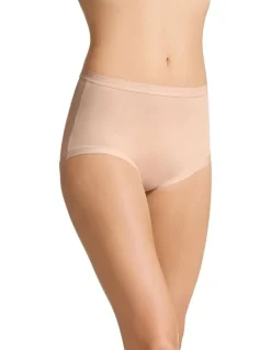 Bonds Invisitails Full Brief in Beige