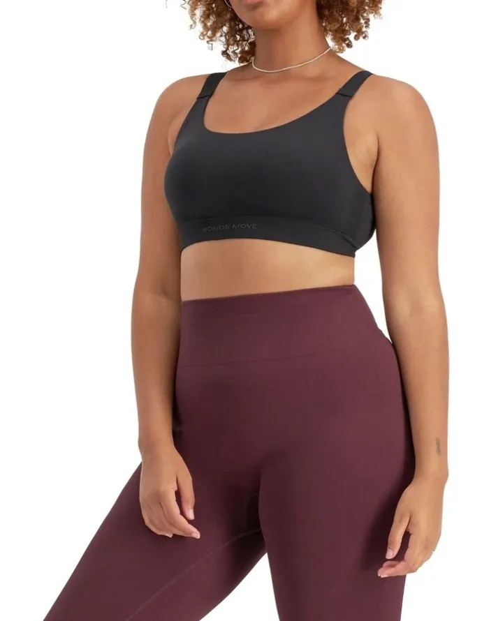 Bonds Move Bralette in Black