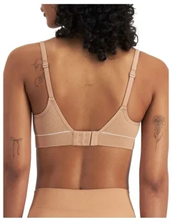 Bonds Retro Rib Seamless Wirefree Tee Bra in Beige