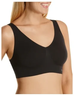 Bonds Seamless Comfy Crop Bra in Black
