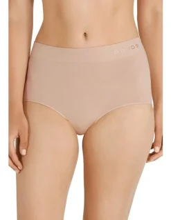 Bonds Seamless Full Brief in Beige