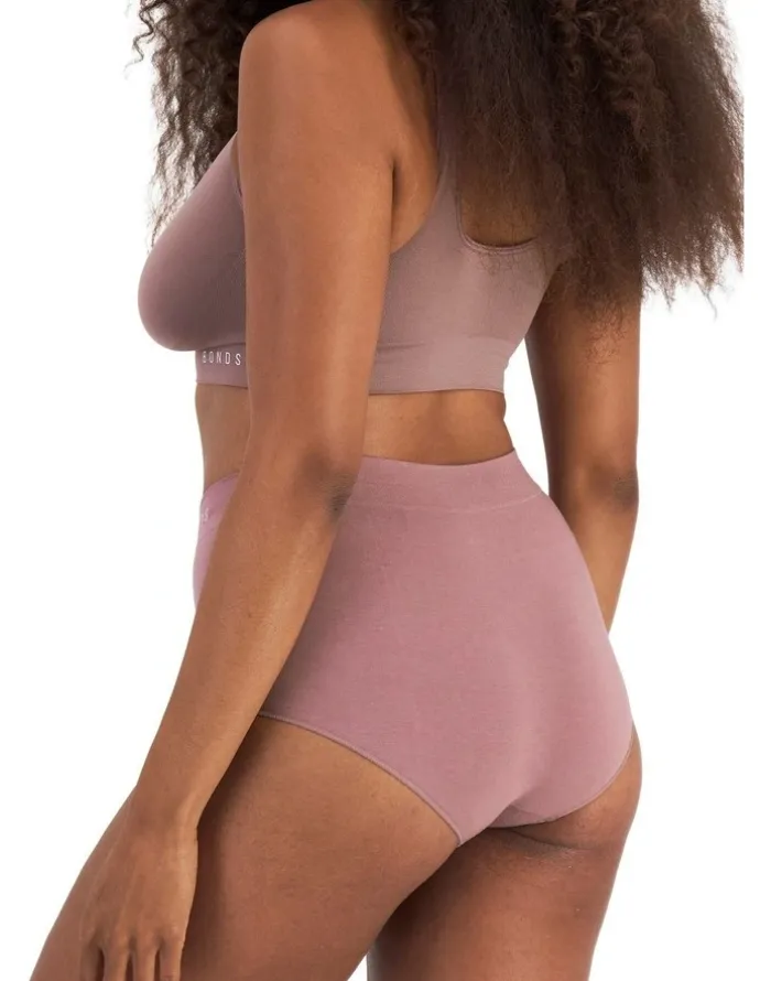 Bonds Seamless Full Brief in Dusty Lavender