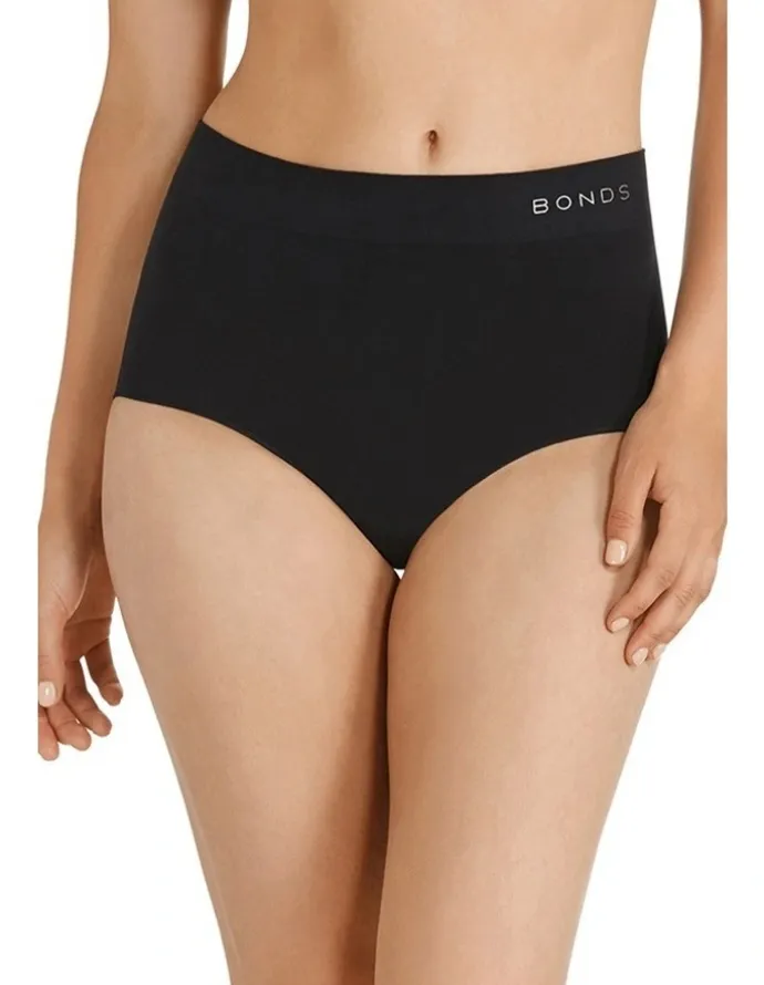 Bonds Seamless Full Brief in Black