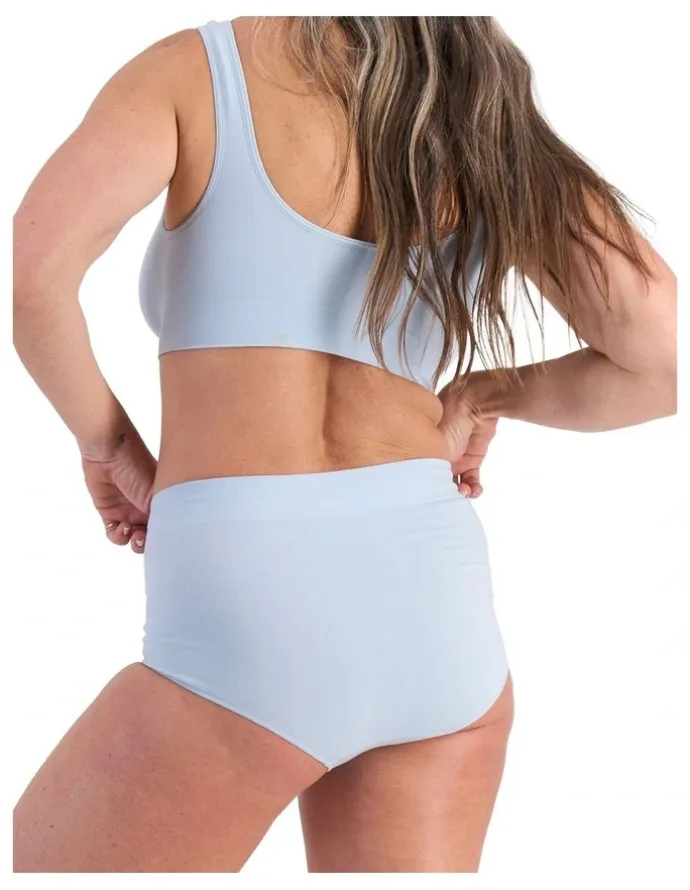 Bonds Seamless Full Brief in Popsicle