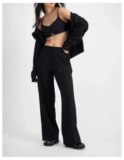 Bonds Tech Stretch Wide Leg Pant in Nu Black