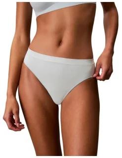 Calvin Klein Bonded Flex Seamless Thong in Sky Gray