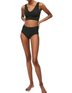Calvin Klein Invisibles (Comfort) Lightly Lined Bralette (V Neck) in Black