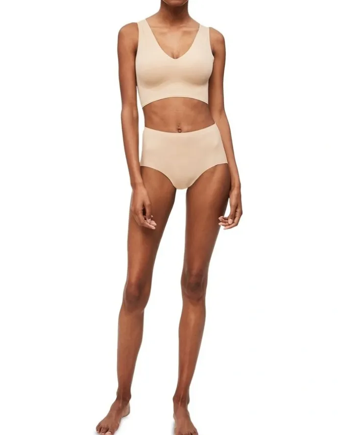 Calvin Klein Invisibles Comfort Lightly Lined V Neck Bralette Bare Beige