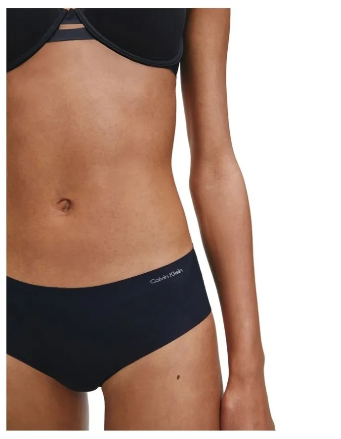 Calvin Klein Invisibles Hipster Brief in Black