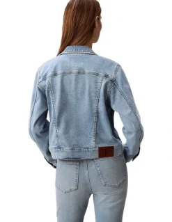 Calvin Klein Jeans Classic Denim Trucker Jacket in Coastal Light