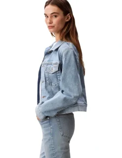 Calvin Klein Jeans Classic Denim Trucker Jacket in Coastal Light