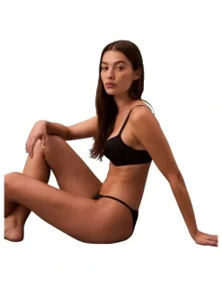 Calvin Klein Perfectly Fit Push Up Plunge in Black