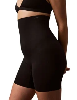 Calvin Klein Invisibles Micro Mid Thigh Short in Black
