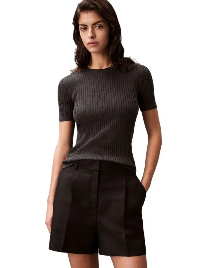 Calvin Klein Women Structured Linen Tailored Short in Black