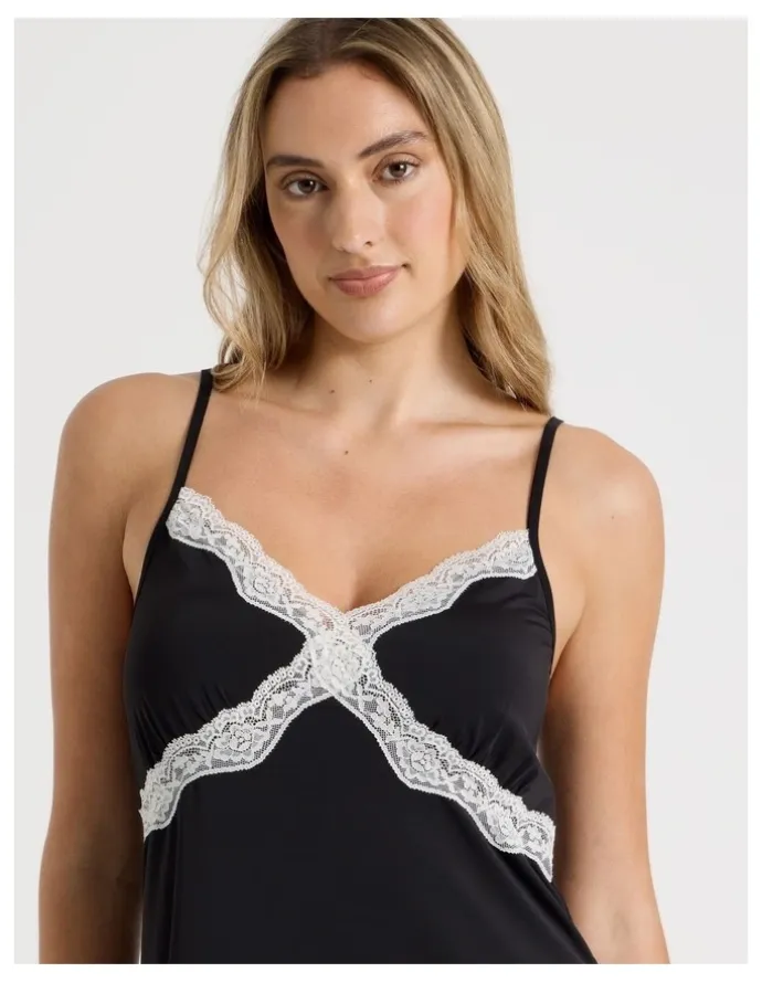 Chloe & Lola Aurora Chemise in Black