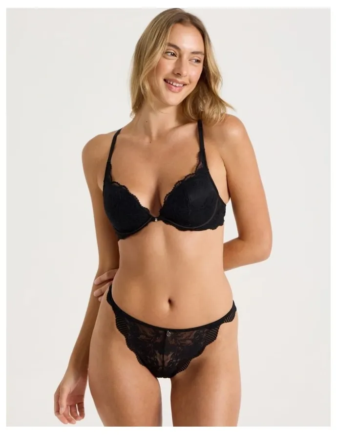Chloe & Lola Bare Beauty Plunge Bra in Black