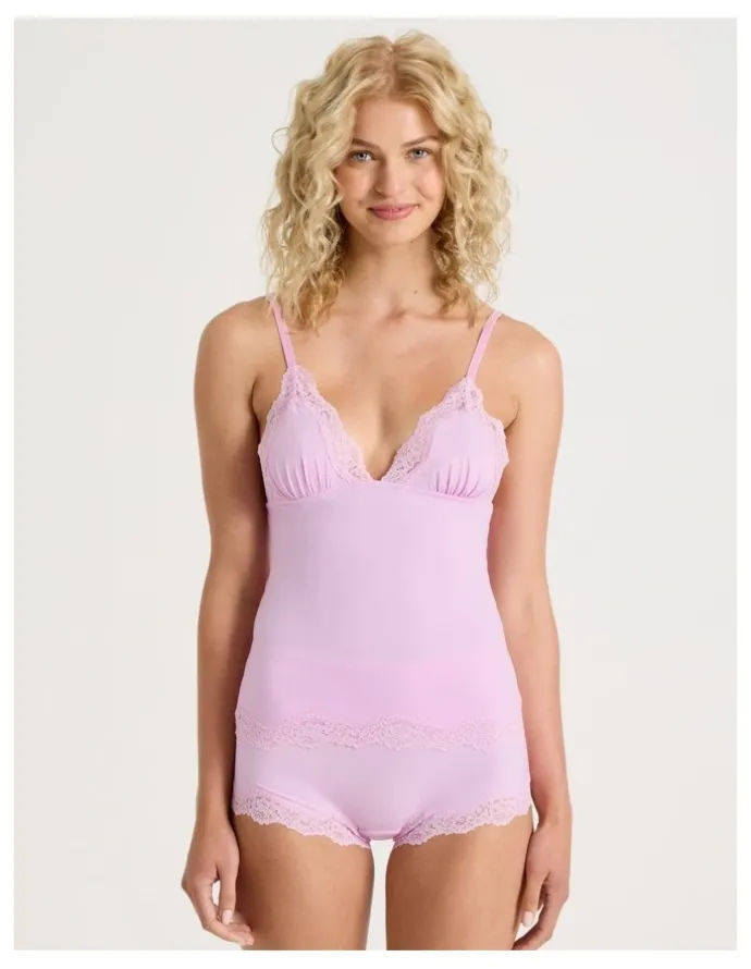 Chloe & Lola Cheeky Lace Camisole in Pink