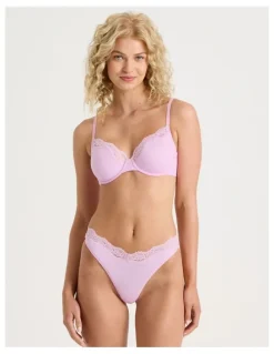 Chloe & Lola Cheeky Lace G-String in Pink