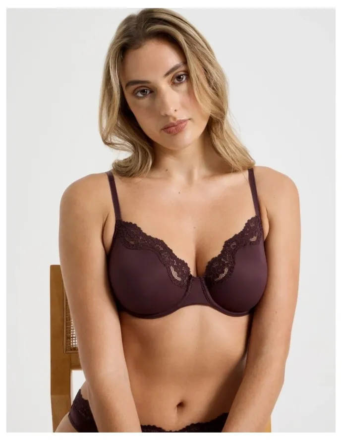 Chloe & Lola Cheeky Lace Underwire Scoop Bra in Brown