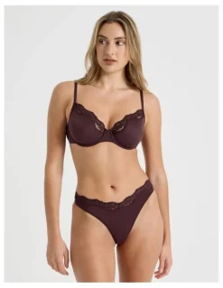 Chloe & Lola Cheeky Lace Underwire Scoop Bra in Brown