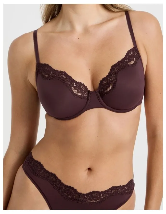 Chloe & Lola Cheeky Lace Underwire Scoop Bra in Brown