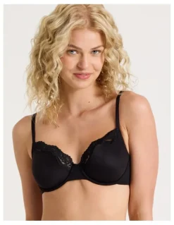 Chloe & Lola Cheeky Lace Underwire Scoop Bra in Black