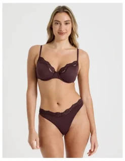 Chloe & Lola Cheeky Lace V G-String in Dark Mauve