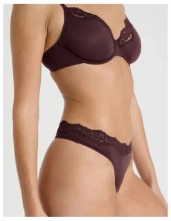 Chloe & Lola Cheeky Lace V G-String in Dark Mauve